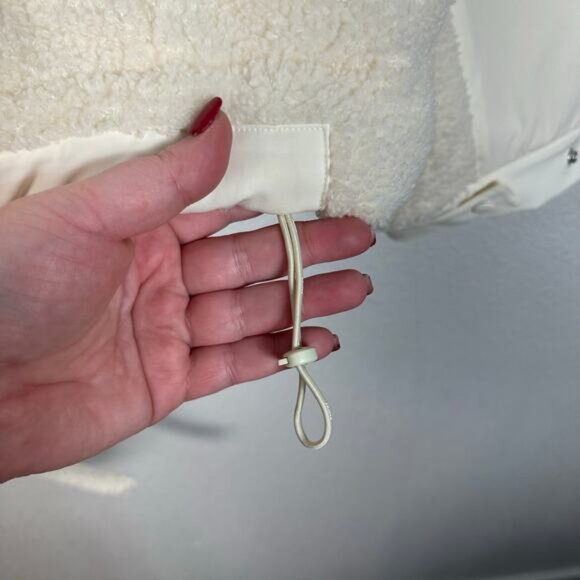 Skims Women’s Boxy Zip Up Teddy Jacket in Ecru Size 4X - Picture 8 of 16